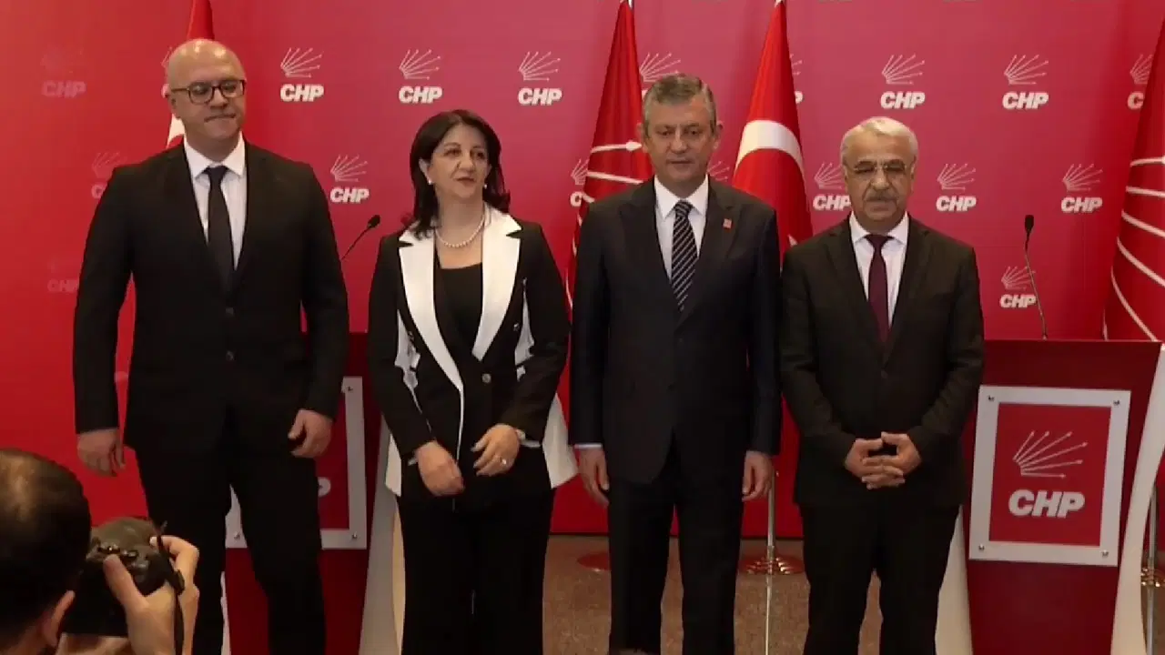 DEM Parti İmralı Heyeti'nden CHP'ye ziyaret