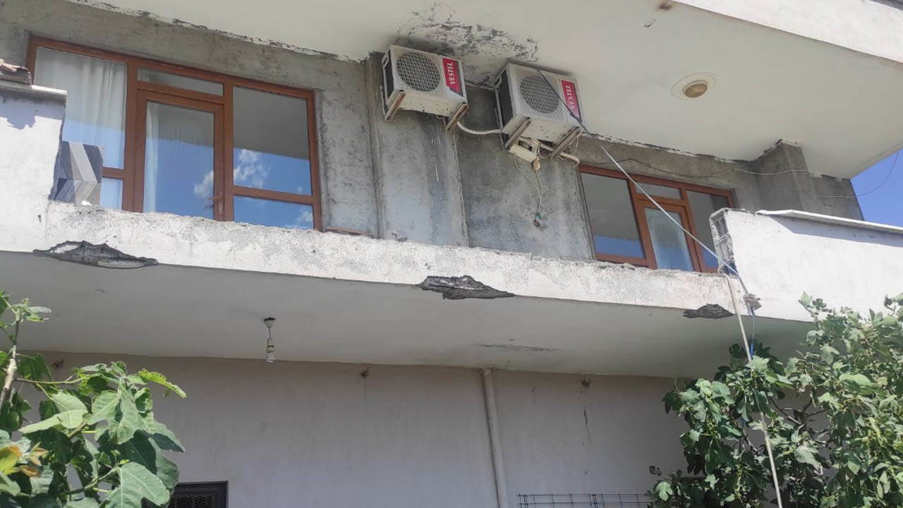 Batman'da balkon çöktü: 3 kişi hayatını kaybetti