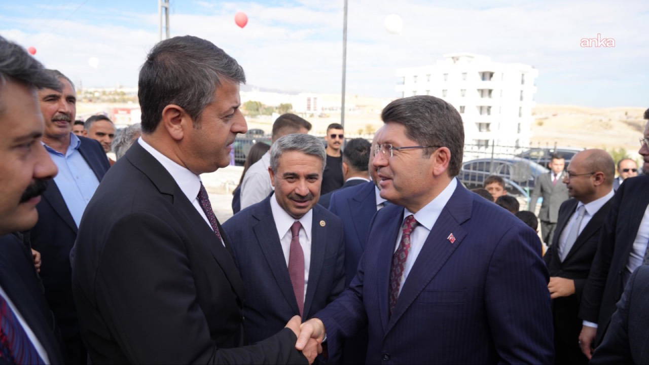 Abdurrahman Tutdere, Adalet Bakanı Yılmaz Tunç ile görüştü: Yıkılan binalar için 'tazminat' talebi