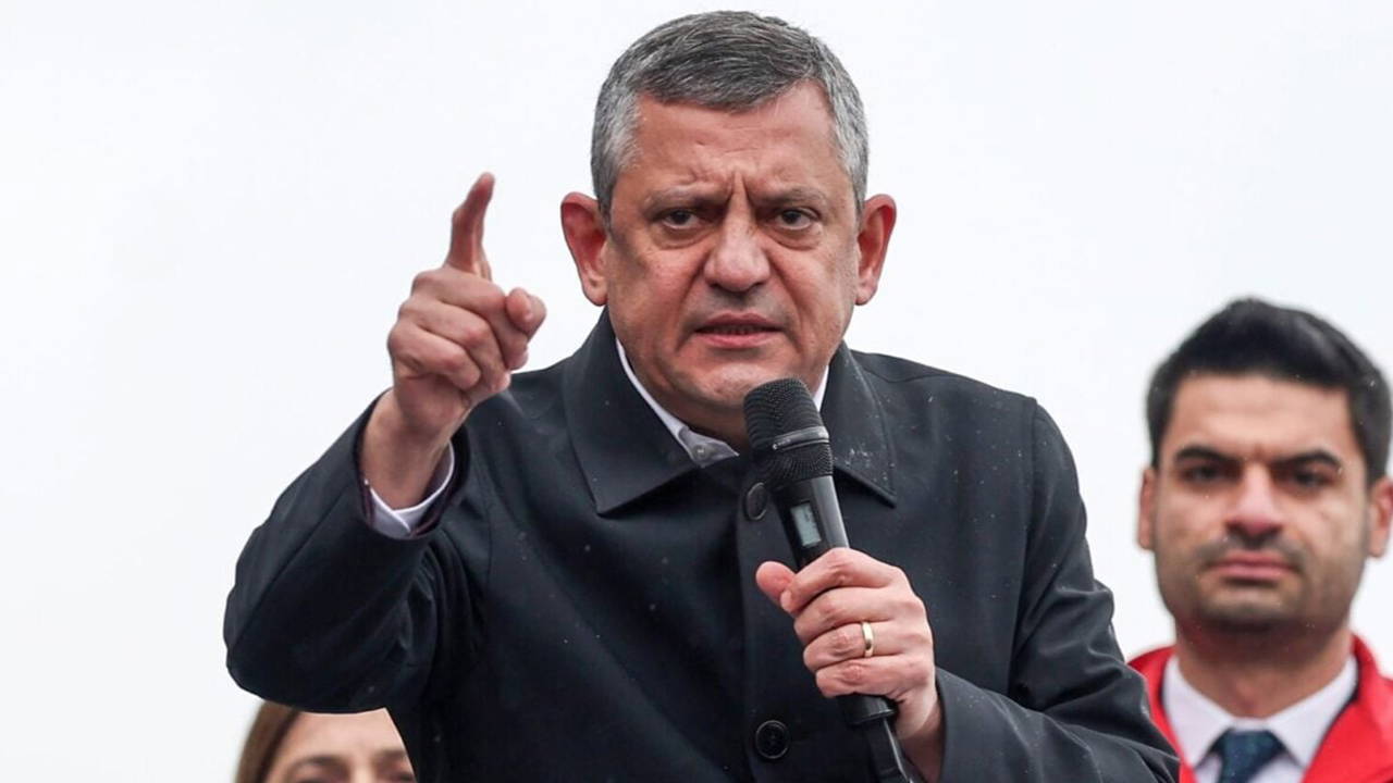 CHP'den Nevşehir mitingi: İmamoğlu'nun mektubu okundu, Özgür Özel iktidara ara seçim çağrısı yaptı