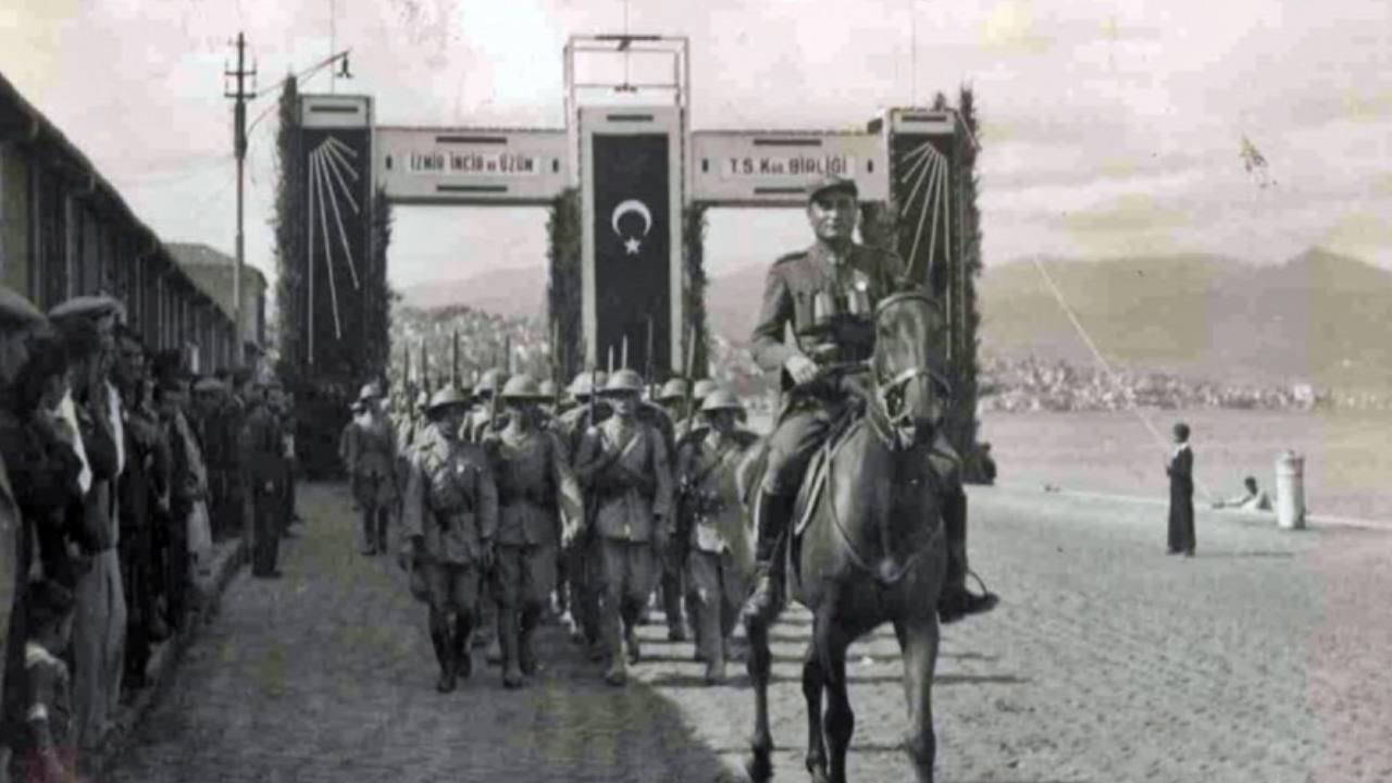 Kanla kurulan Cumhuriyet ve 9 umde 