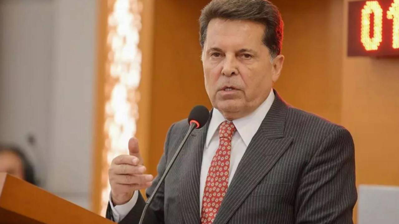 Ahmet Özer'den Cumhuriyet'e açıklamalar: İlacı erken seçim