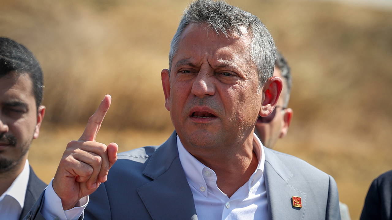 Beyoğlu Belediye Başkanı İnan Güney gözaltında! Özgür Özel'den yeni operasyona ilk tepki: '9 dalga değil, 99 dalga yapsanız da...'