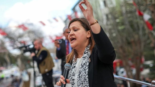 'Şimdi güle güle!' diyerek duyurdu