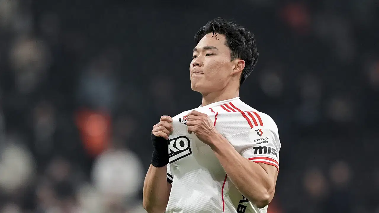 Dolmabahçe'de 6 gollü düello... Beşiktaş, Antalyaspor karşısında zorlanmadı! 