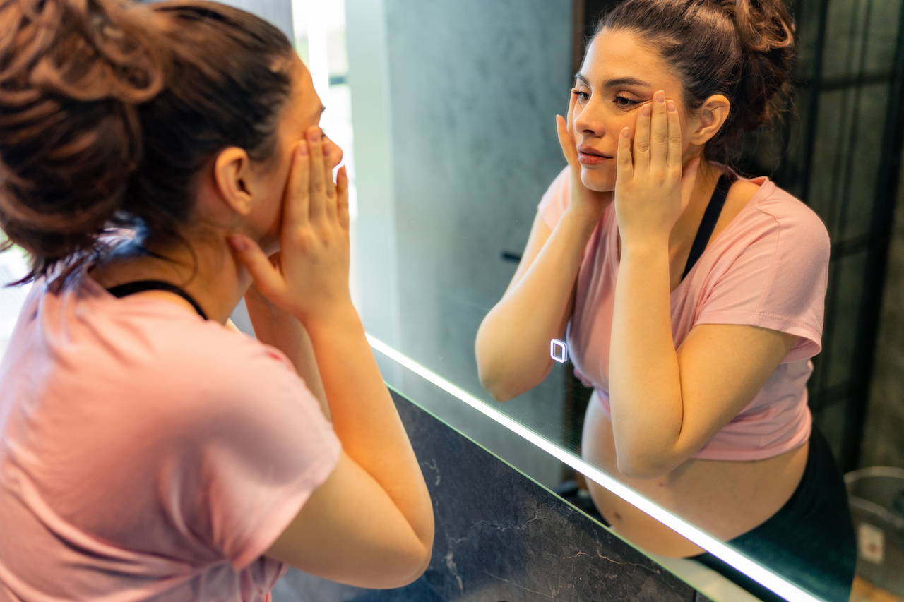 Anne ve bebek sağlığını etkiliyor, alerjiye sebep oluyor: Hamilelikte kullanılmaması gereken 6 cilt bakım ürünü