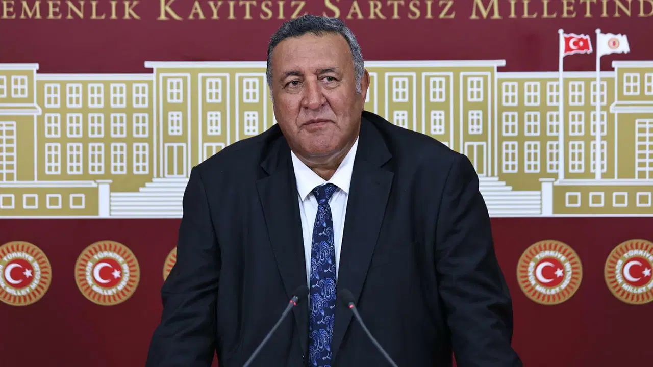 CHP'li Ömer Fethi Gürer, 2025 yılının verilerini açıkladı: '238 bine yakın hane karanlıkta ya da soğukta bırakıldı'