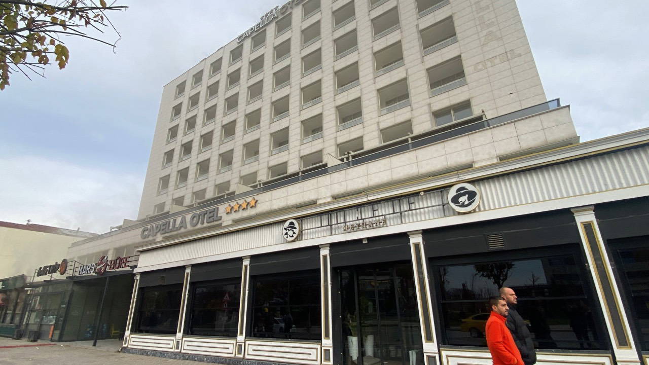 Eskişehir'de otelde yangın paniği: 152 kişi tahliye edildi