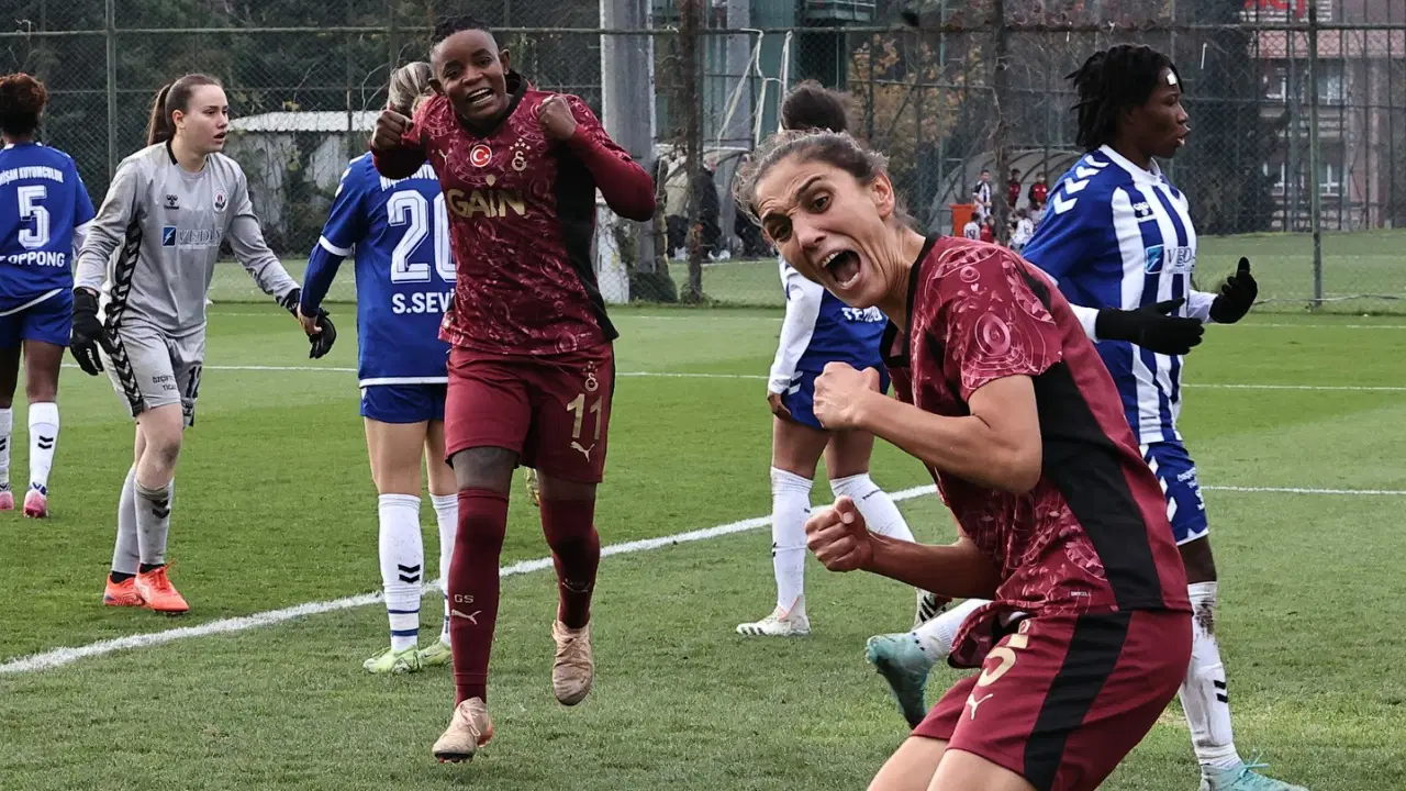 6 gollü maçta kazanan Galatasaray GAİN!