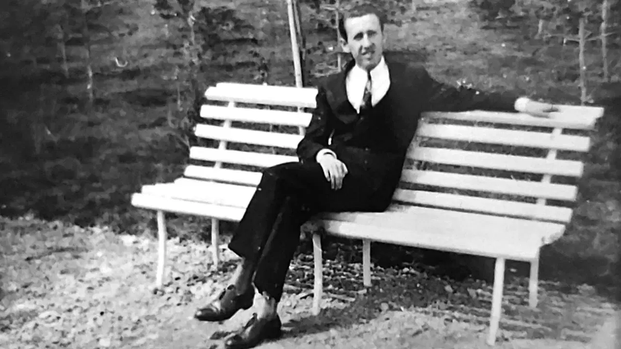 Müze olmasını istemişti: Orhan Veli’nin doğduğu ev satışta