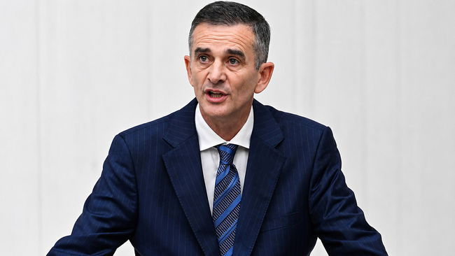 'İhraç' edileceği iddia ediliyordu...