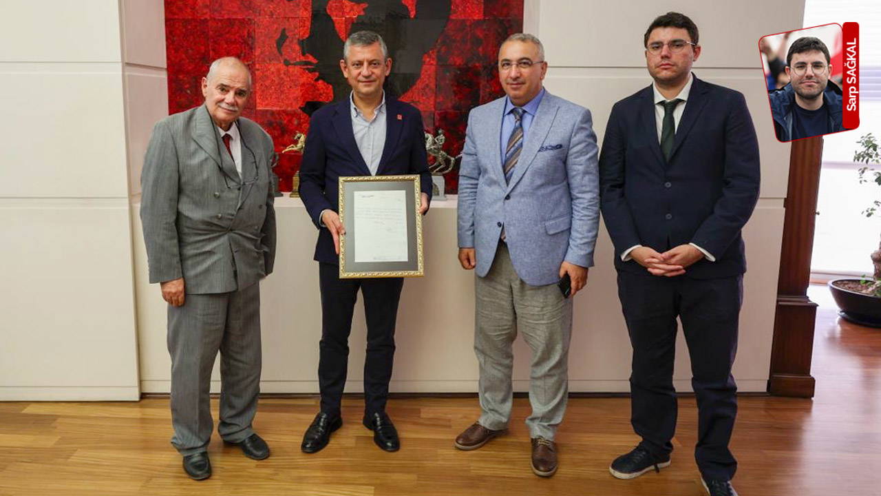 CHP lideri Özel, Cumhuriyet’in gündeme ilişkin sorularını yanıtladı: ‘CHP’yi kayyuma bırakmayız’