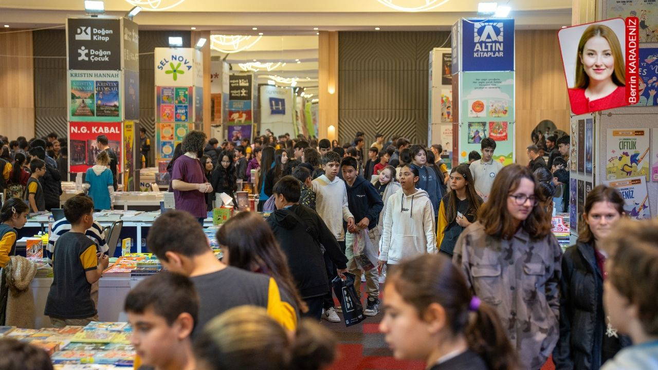 Edebiyat dünyası Akra Kemer’de bir araya geldi