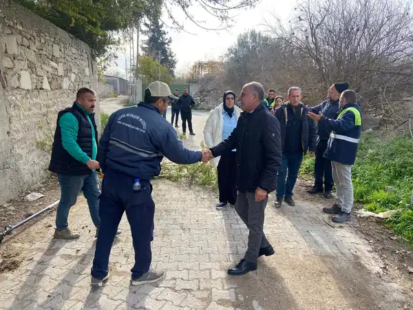 Yumurtalık Belediyesi’nde çevre düzenleme çalışmaları sürüyor