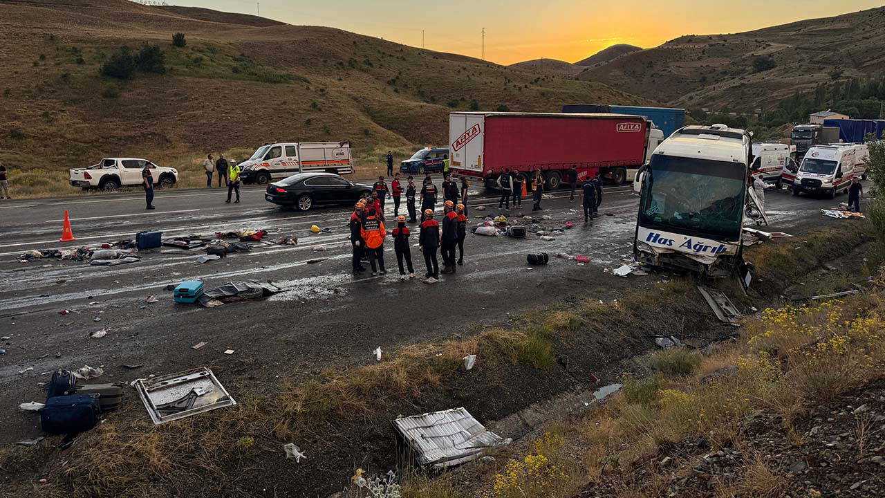 Ölü sayısı yükseldi, çok sayıda yaralı var!
