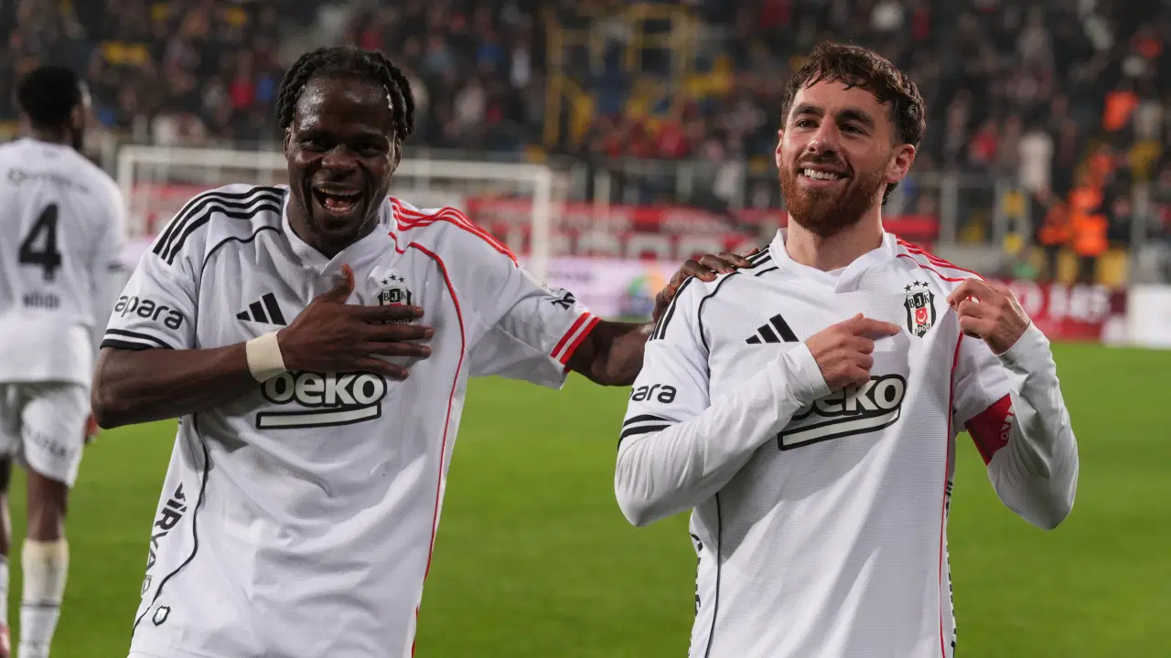 Kara Kartal ikinci yarı açıldı