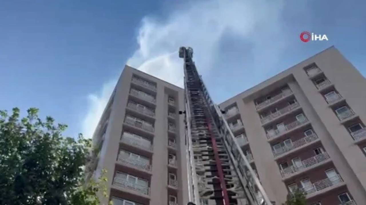 12 katlı binada yangın: Yurttaşlar tahliye edildi!