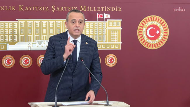 'Bismillah' paylaşımı 'AKP'ye geçecek' iddialarına neden olmuştu: 'Kitap yazıyordum'