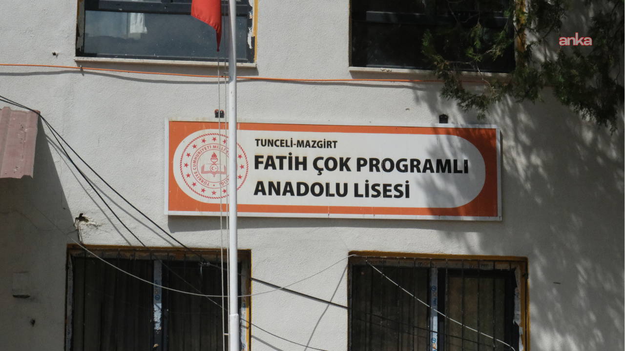 Mazgirt ilçesindeki tek lise öğrenci sayısının yetersiz olduğu gerekçesiyle kapatıldı