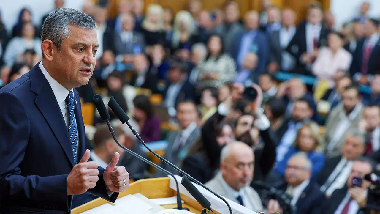 Özel kürsüde Erdoğan'a seslendi