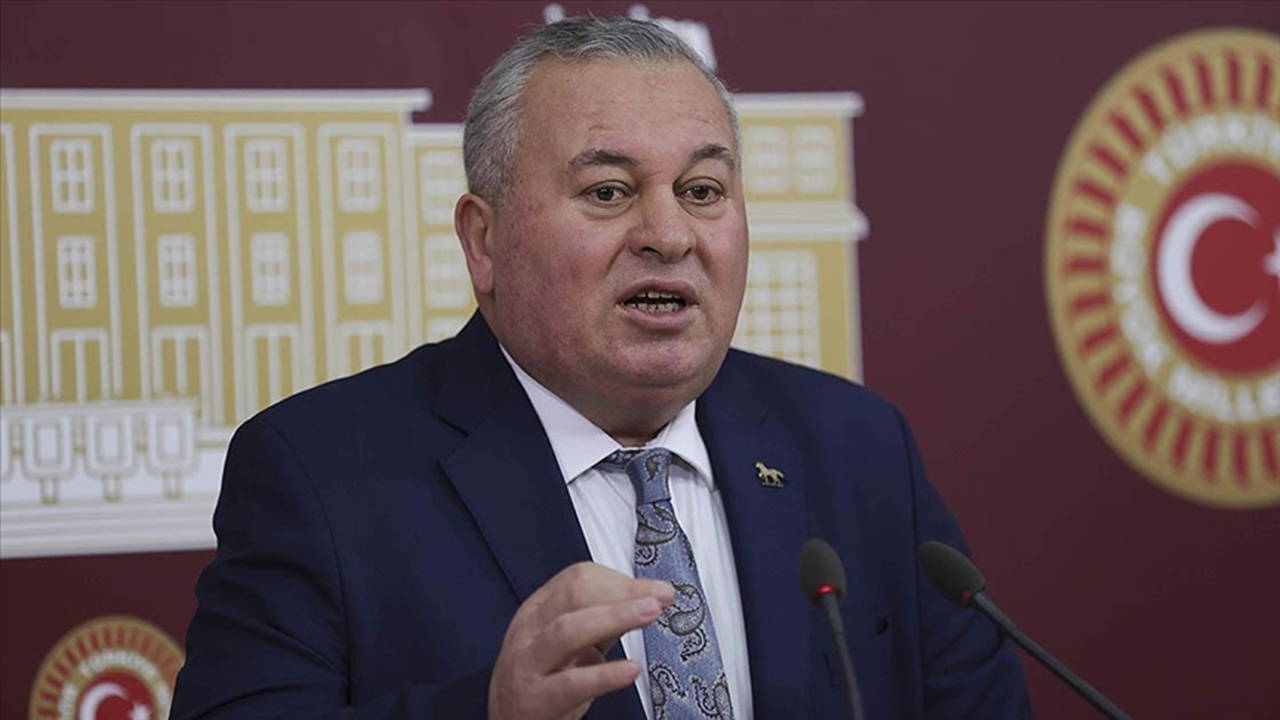 Rektör için suç duyurusu