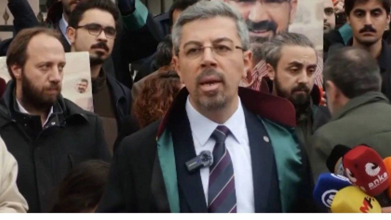  Son Dakika... İstanbul Barosu Yönetim Kurulu ve ÖHD üyesi Avukat Epözdemir’in tahliyesine karar verildi