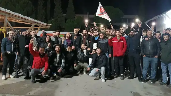 TİP Genel Başkanı Erkan Baş'tan, Migros işçilerinin direnişine ziyaret: 'Patronun başka bir seçeneği yok'