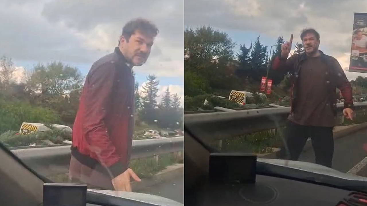 Ümraniye'de 'yol verme' kavgası: Aracın camını yumrukladı!