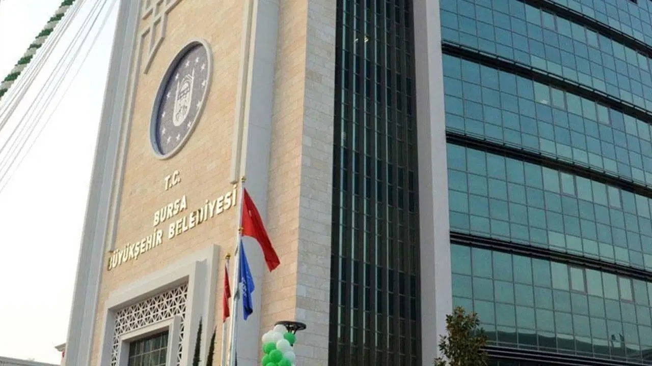 Bursa Büyükşehir Belediyesi AKP'ye geçti!