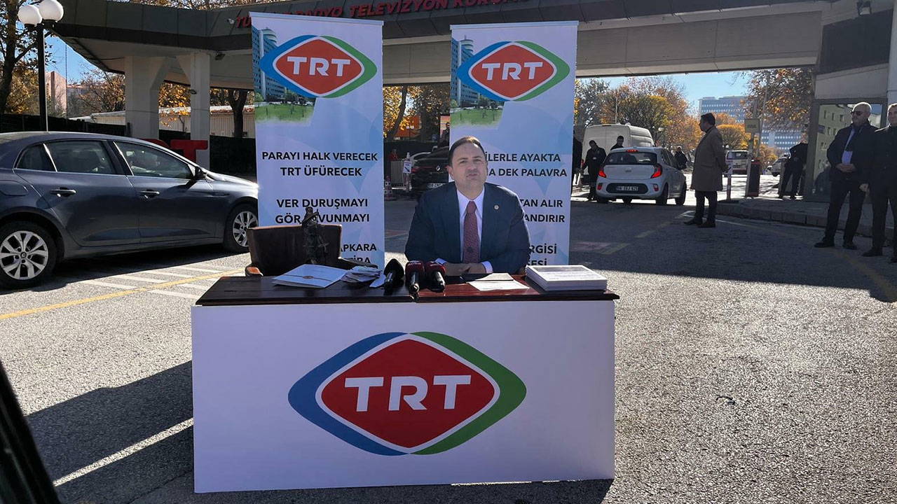 CHP'li Akdoğan: Özel ağzını açıp tek kelime etmemiş mi?