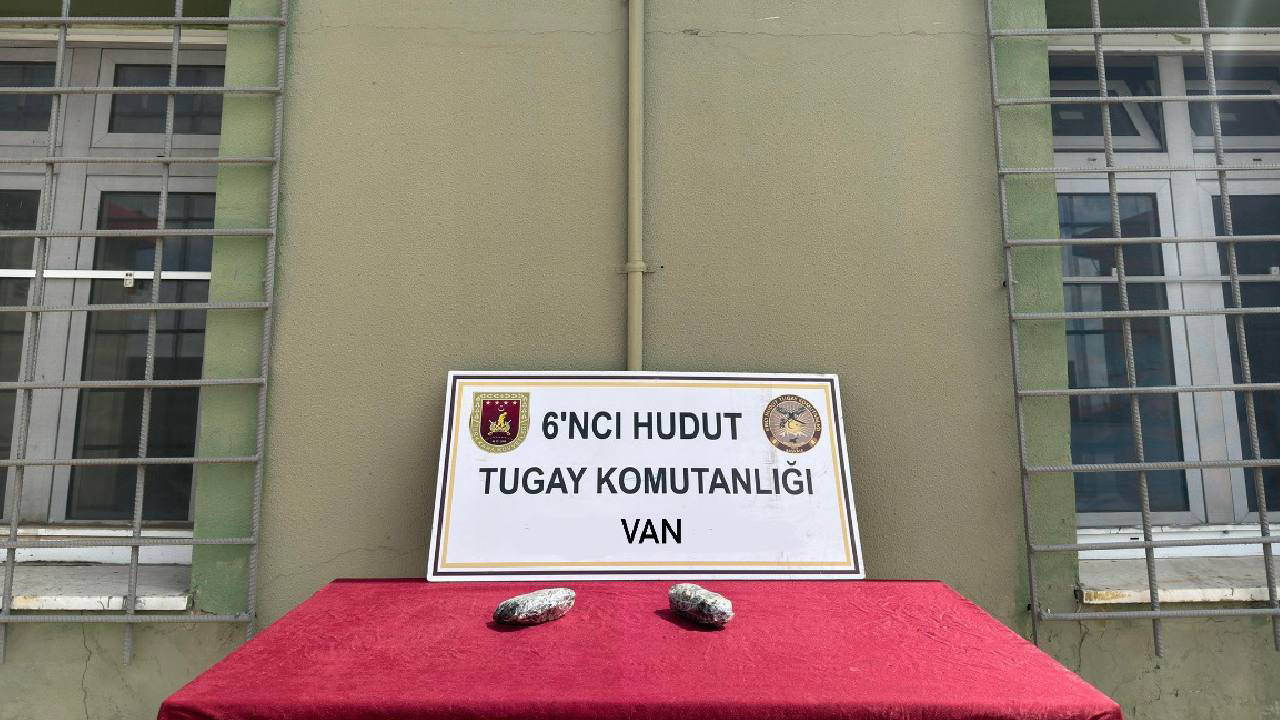 MSB duyurdu... Van hudut hattında 1 kilo 221 gram uyuşturucu yakalandı!