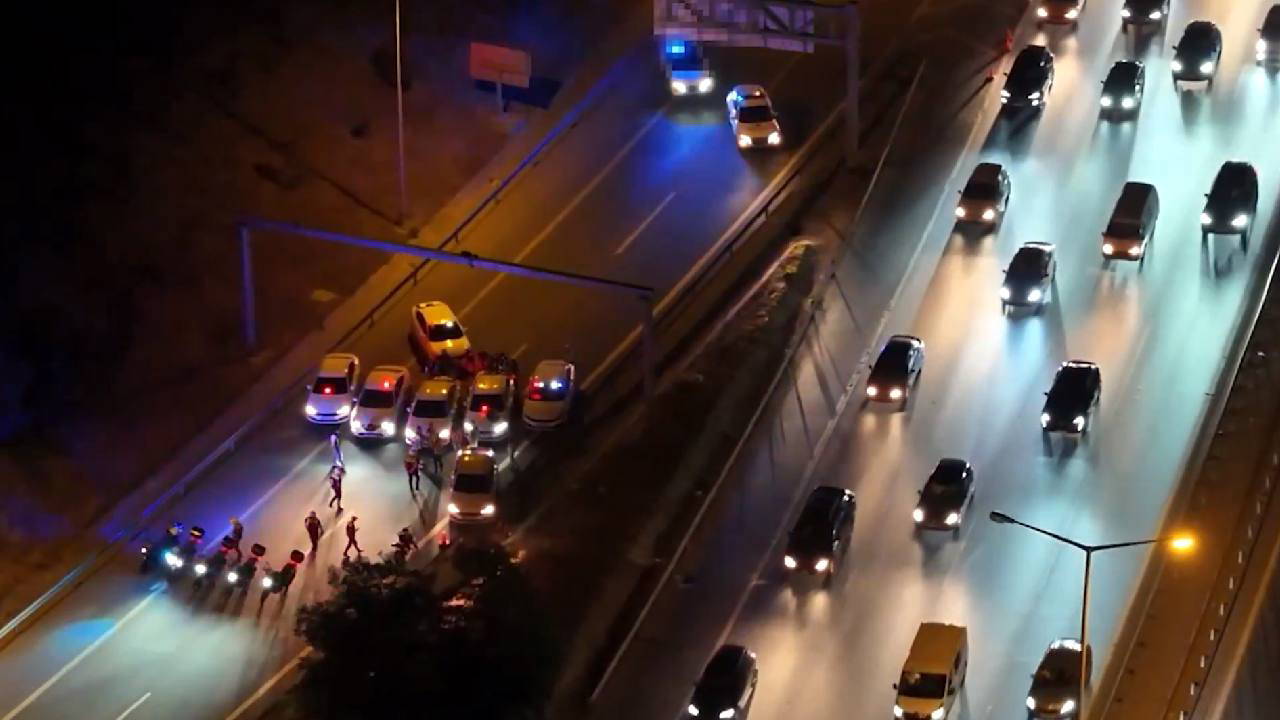 İstanbul'da trafik güvenliğini tehlikeye atmışlardı: Yakalandılar! 