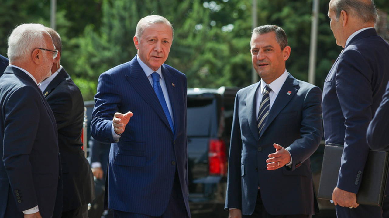 Erdoğan'dan Özel'e telefon!