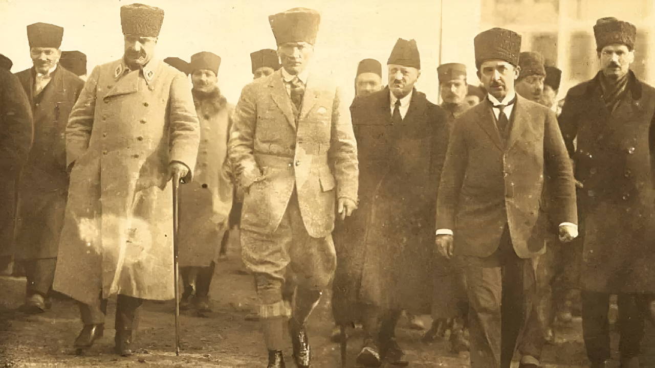 Asırlık TBMM ve çağdaş demokrasi