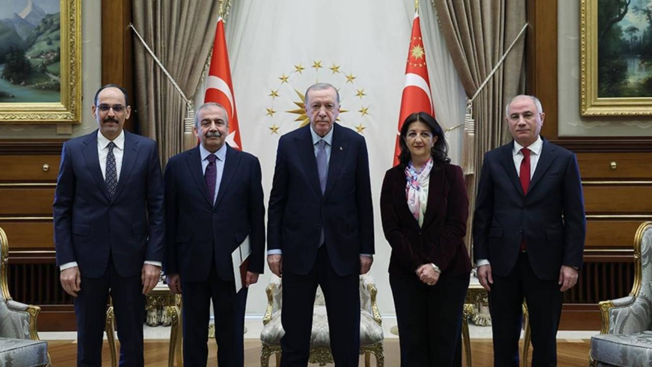 DEM’in AKP ile izdivacı!