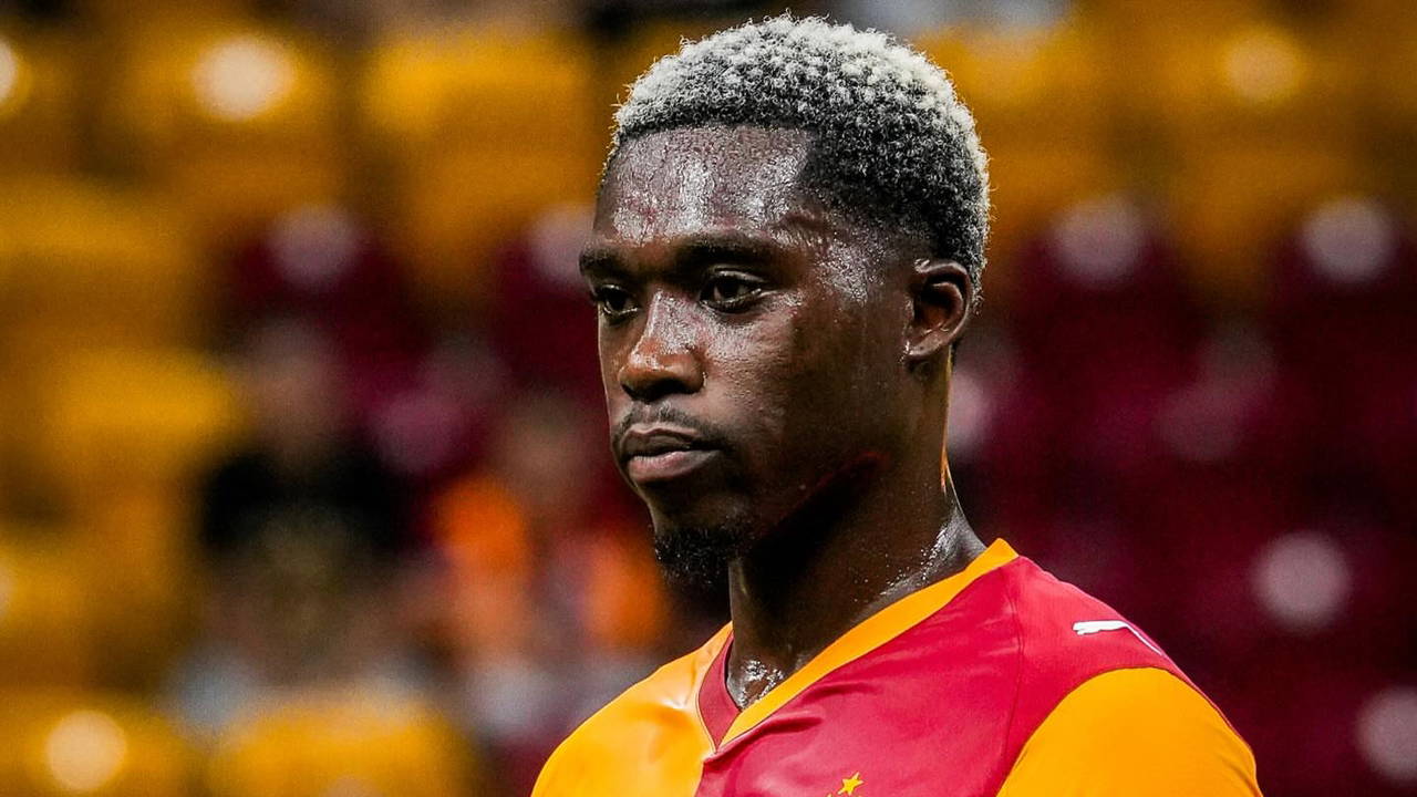 Galatasaray'da kadroda düşünülmeyen 3 isimle ayrılık kapıda!