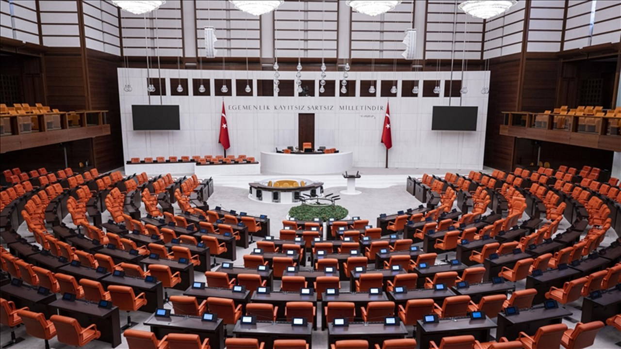 AKP'den 'suça sürüklenen çocuklar' düzenlemesi