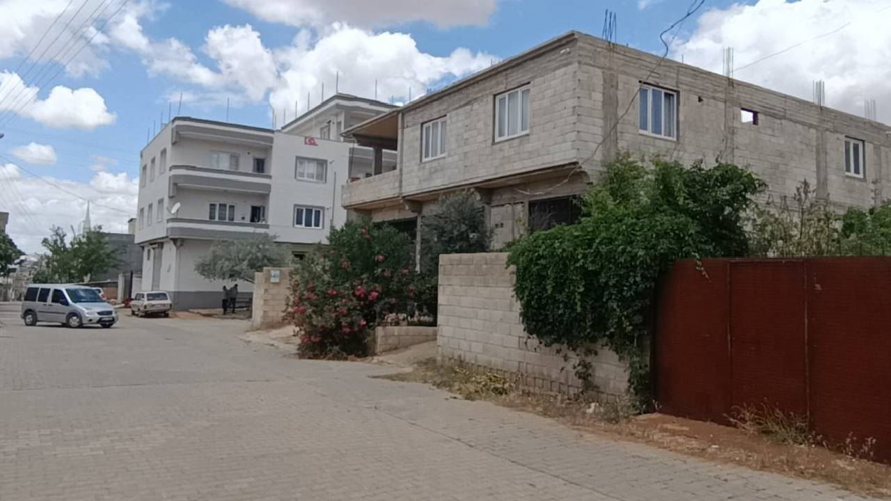 Kadın cinayeti... Boğularak öldürülmüş halde bulundu: Çok sayıda gözaltı var!