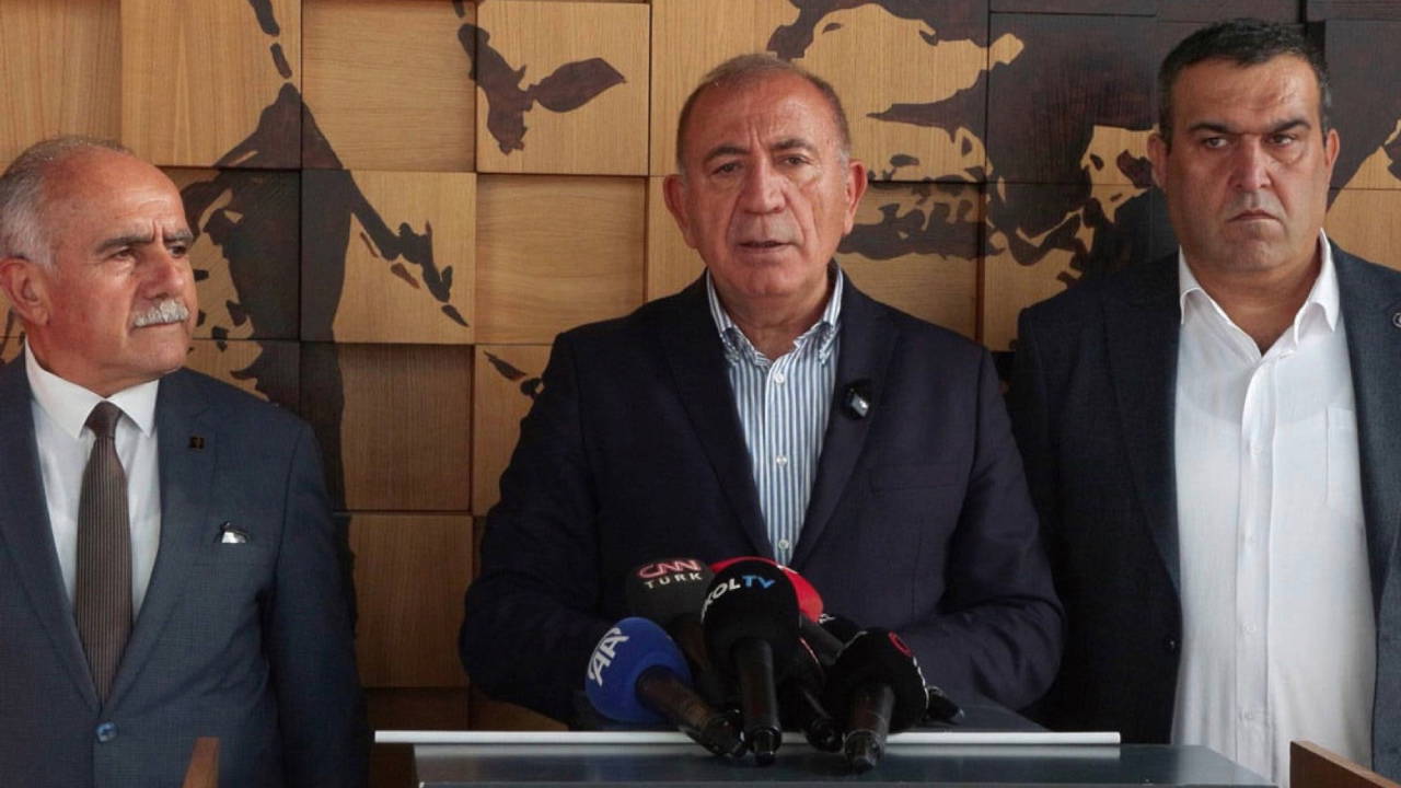 Tekin ve Yarkadaş'ın da aralarında olduğu 6 isim CHP'den ihraç edildi!