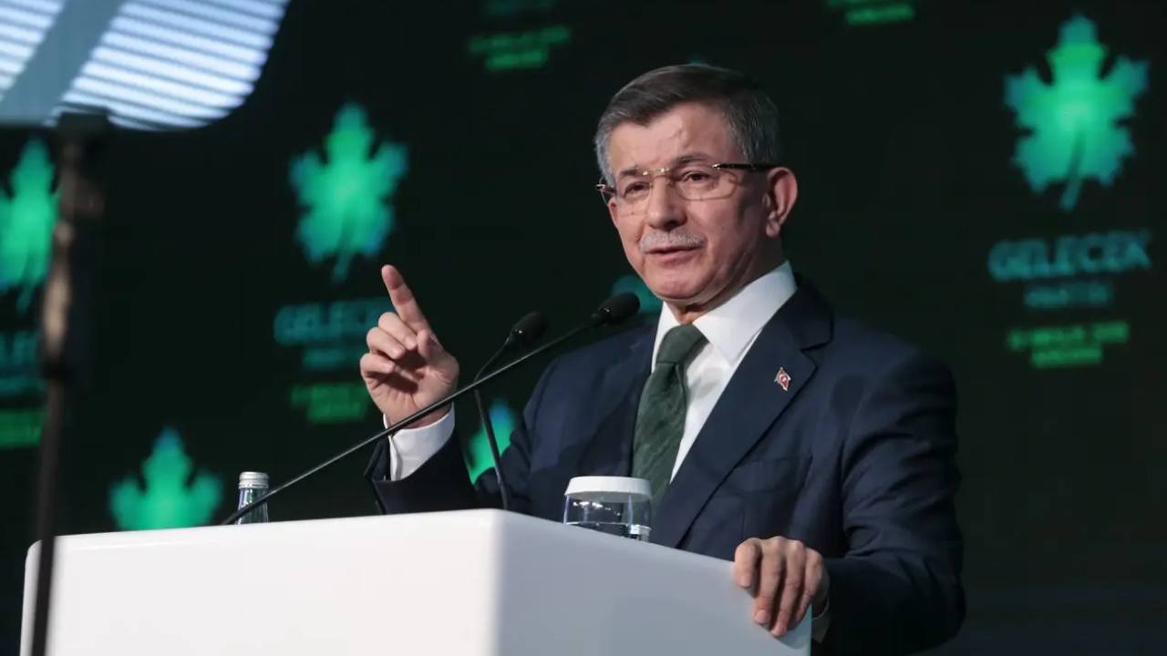 Davutoğlu’na 10 soru