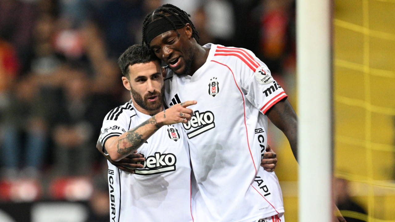 Beşiktaş deplasmanda Rafa Silva ile hayata döndü: Kayserispor 0-4 Beşiktaş