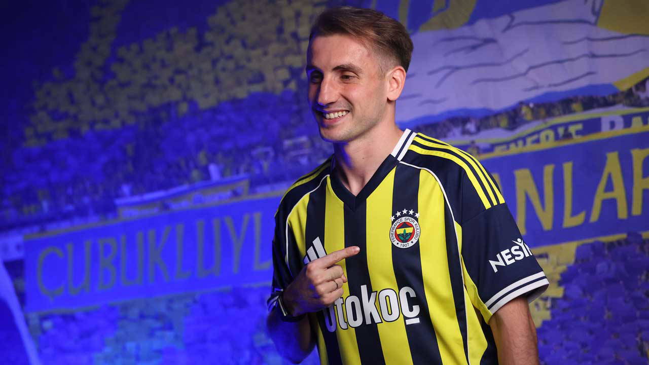 Fenerbahçe, Kerem Aktürkoğlu'nu resmen açıkladı!