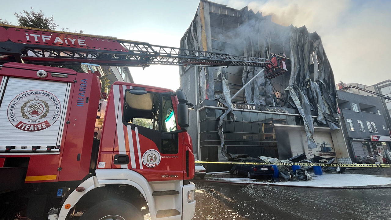 Kocaeli'deki depo yangınından acı haber