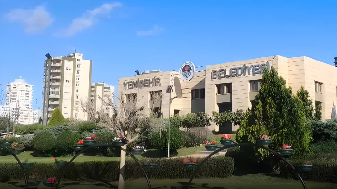 Son dakika... Mersin Yenişehir Belediyesi'ne operasyon: Çok sayıda gözaltı kararı var