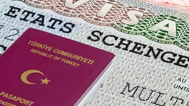 Zülal Kalkandelen yazdı