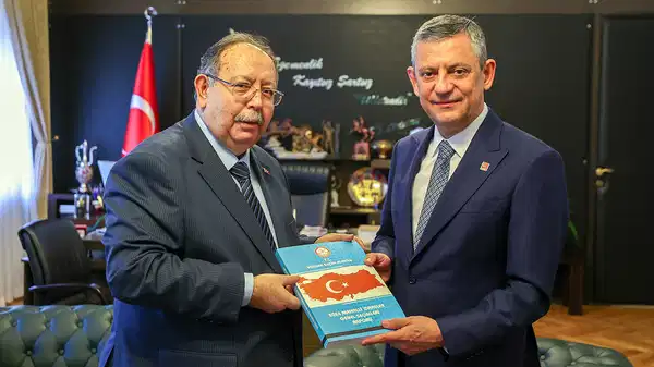 Özgür Özel, YSK Başkanı Ahmet Yener ile bir araya geldi