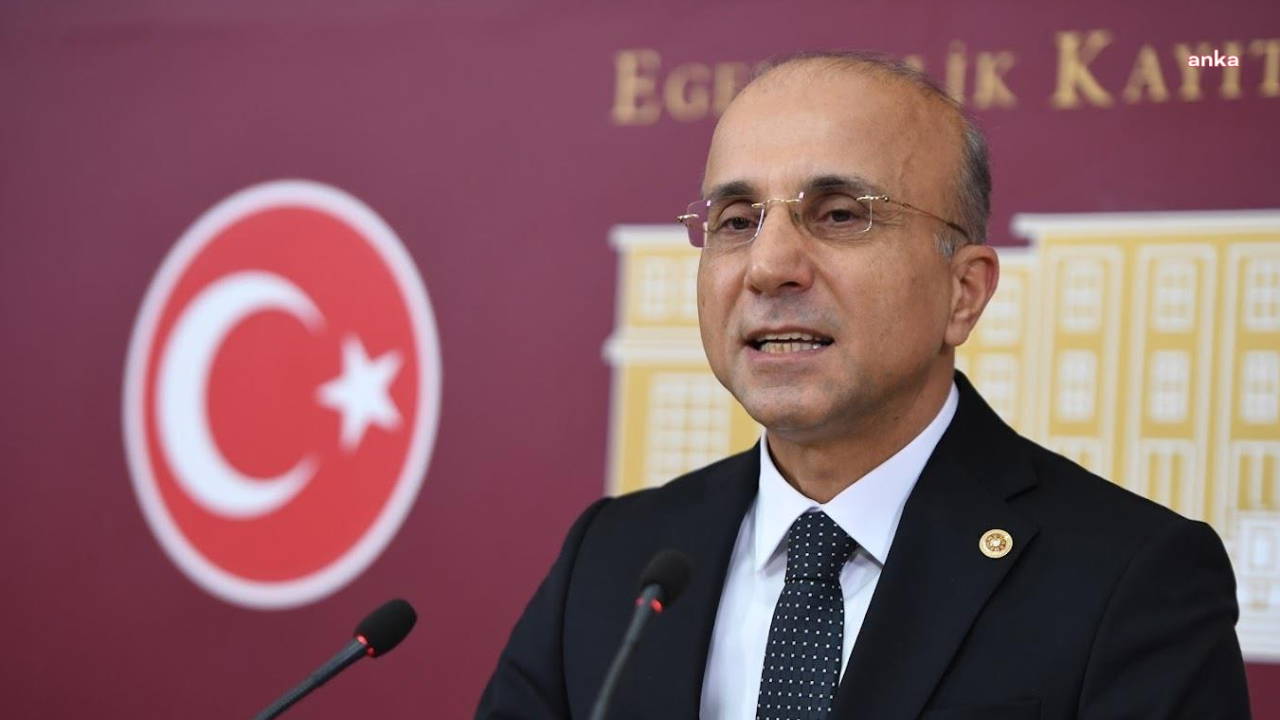 CHP’li Aşkın Genç: 'Her saniye 120 bin lira faiz ödüyoruz, her saat 250 kişi işsiz kalıyor'