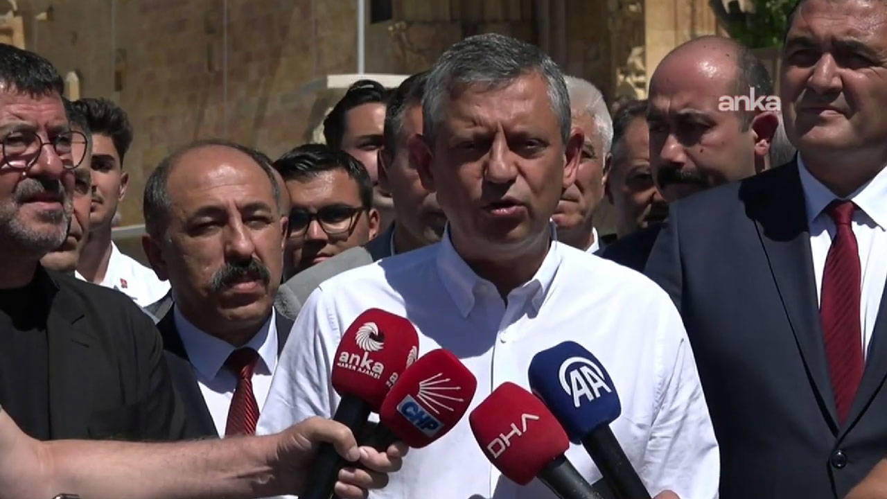 Son Dakika… ‘Buradan ilan ediyoruz’ diyerek açıkladı: Özel’den Meclis’e ‘olağanüstü toplantı’ çağrısı! – Son Dakika Siyaset Haberleri Son Dakika… ‘Buradan ilan ediyoruz’ diyerek açıkladı: Özel’den Meclis’e ‘olağanüstü toplantı’ çağrısı! – Son Dakika Siyaset Haberleri