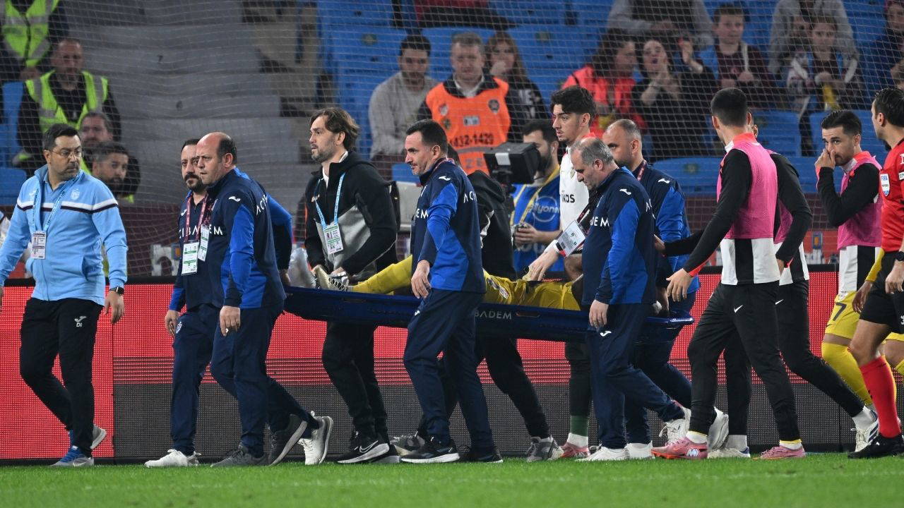 Trabzonspor - Eyüpspor maçında üzücü anlar! 