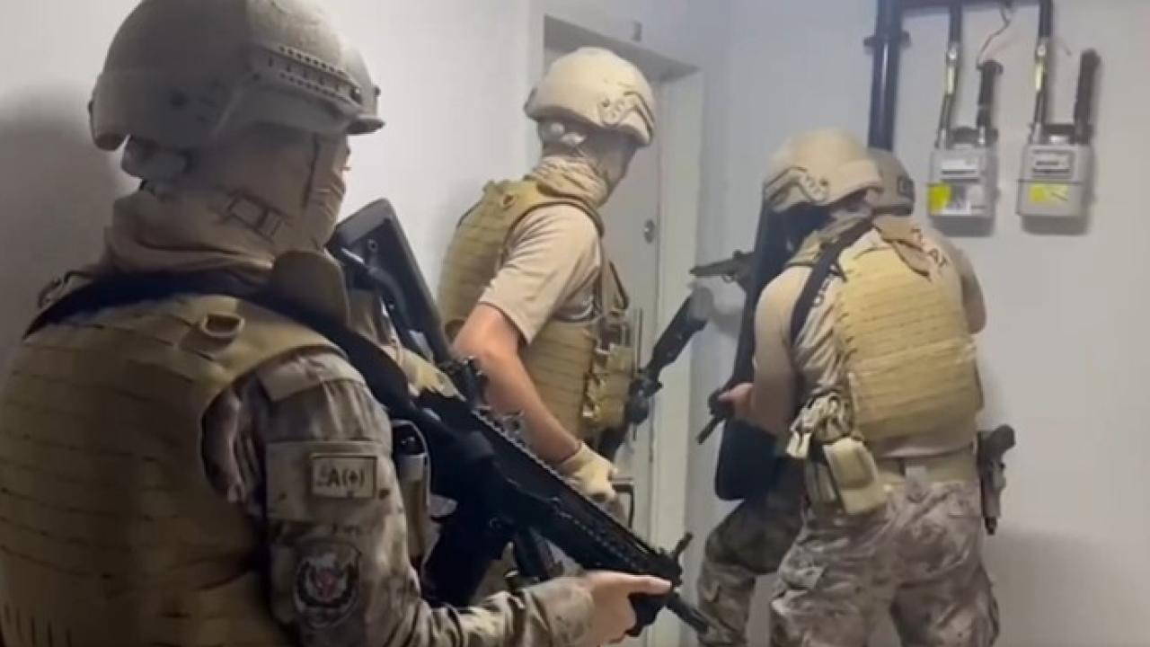 Altı ilde terör operasyonu: IŞİD'li 14 şüpheli yakalandı